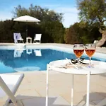 Trullo Dei Fiori * 奇斯泰尼诺
