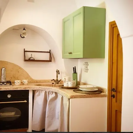Trullo Dei Fiori Holiday home *