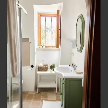 Trullo Dei Fiori Holiday home *